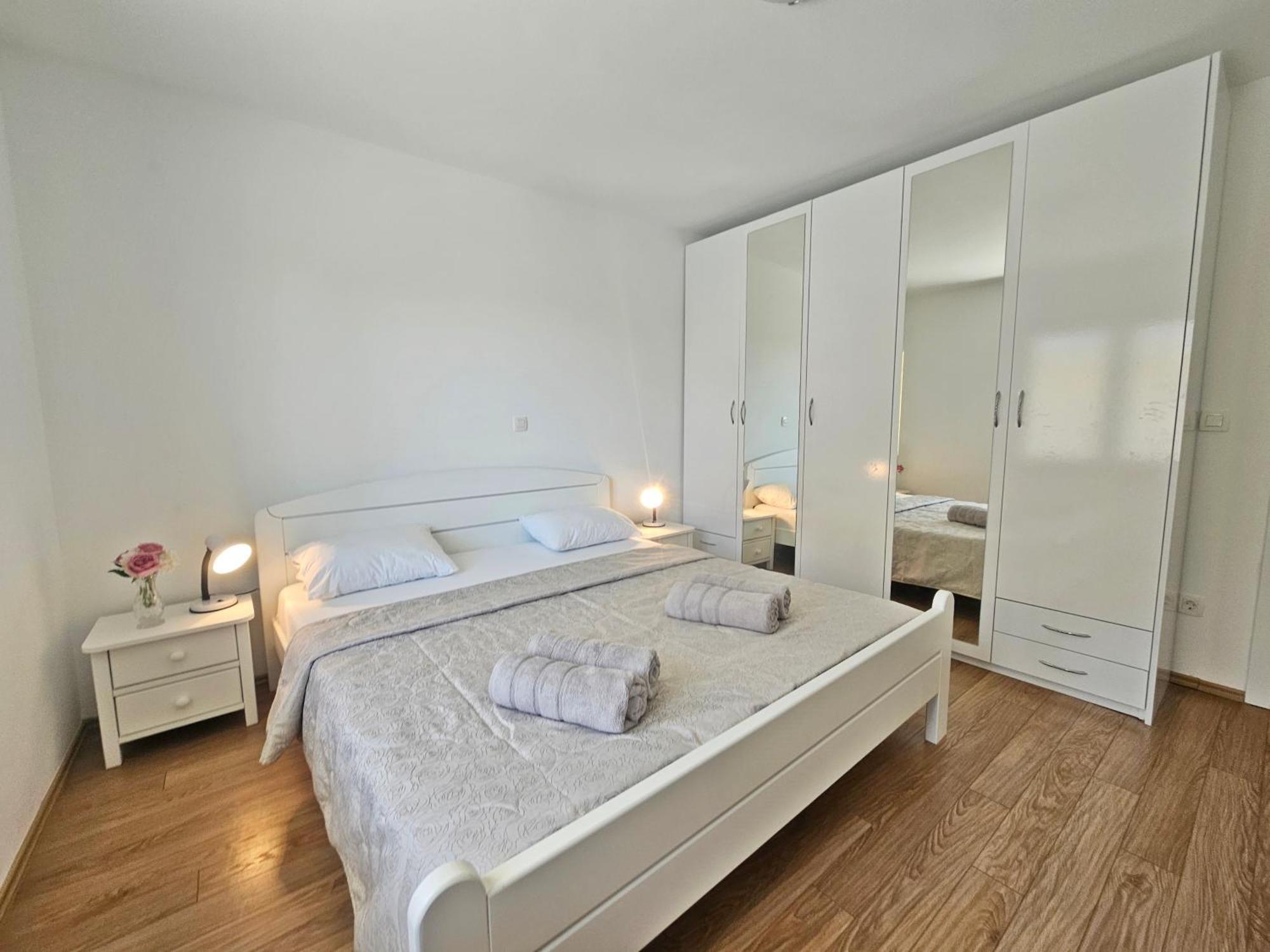Apartment Podstrana Holiday