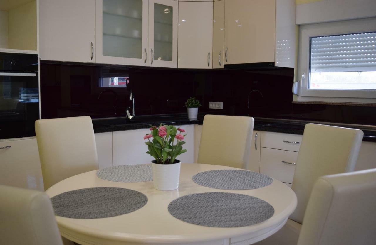 Podstrana Holiday Apartment Podstrana